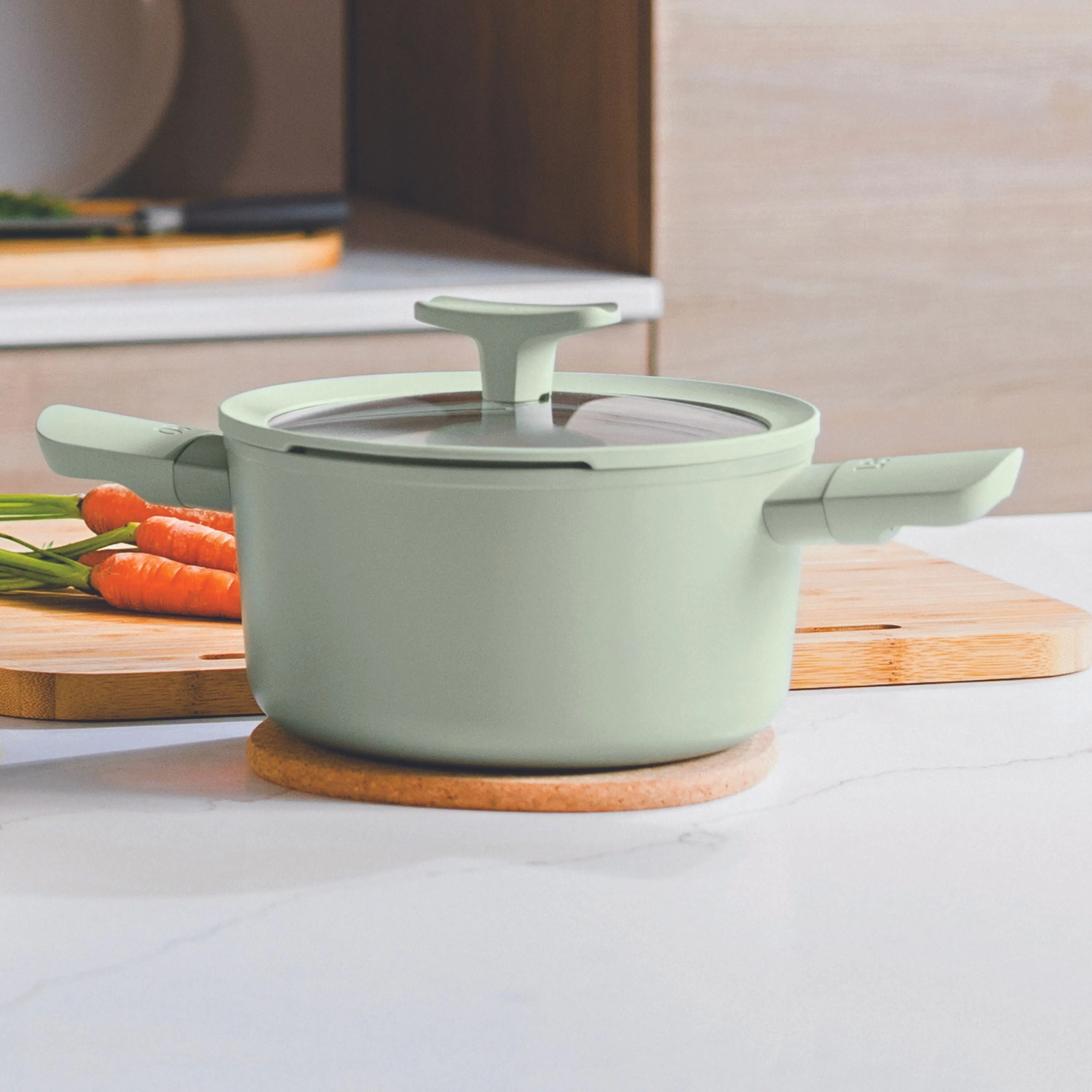 BergHOFF Balance Nonstick Ceramic Stockpot 10", 4.6qt. With Glass Lid, Recycled Aluminum, Sage