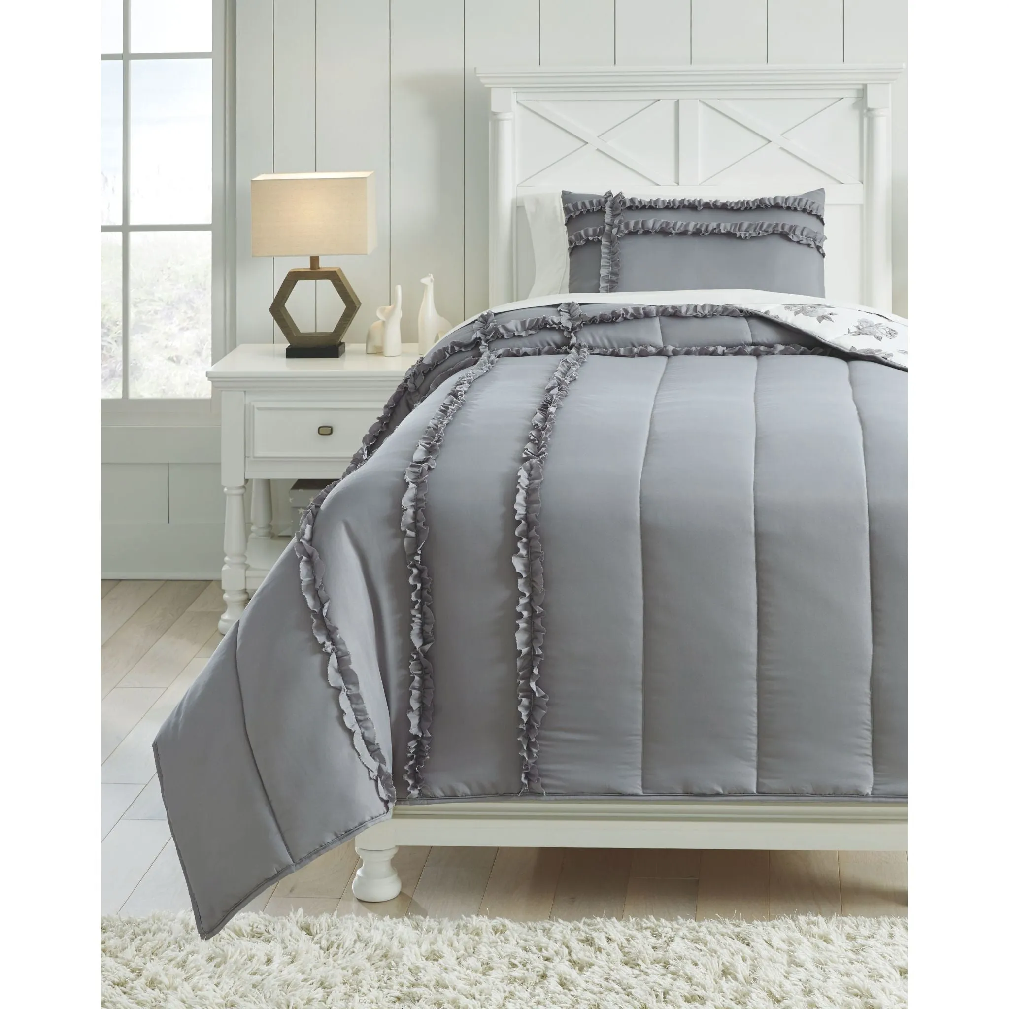 Meghdad Twin Comforter Set