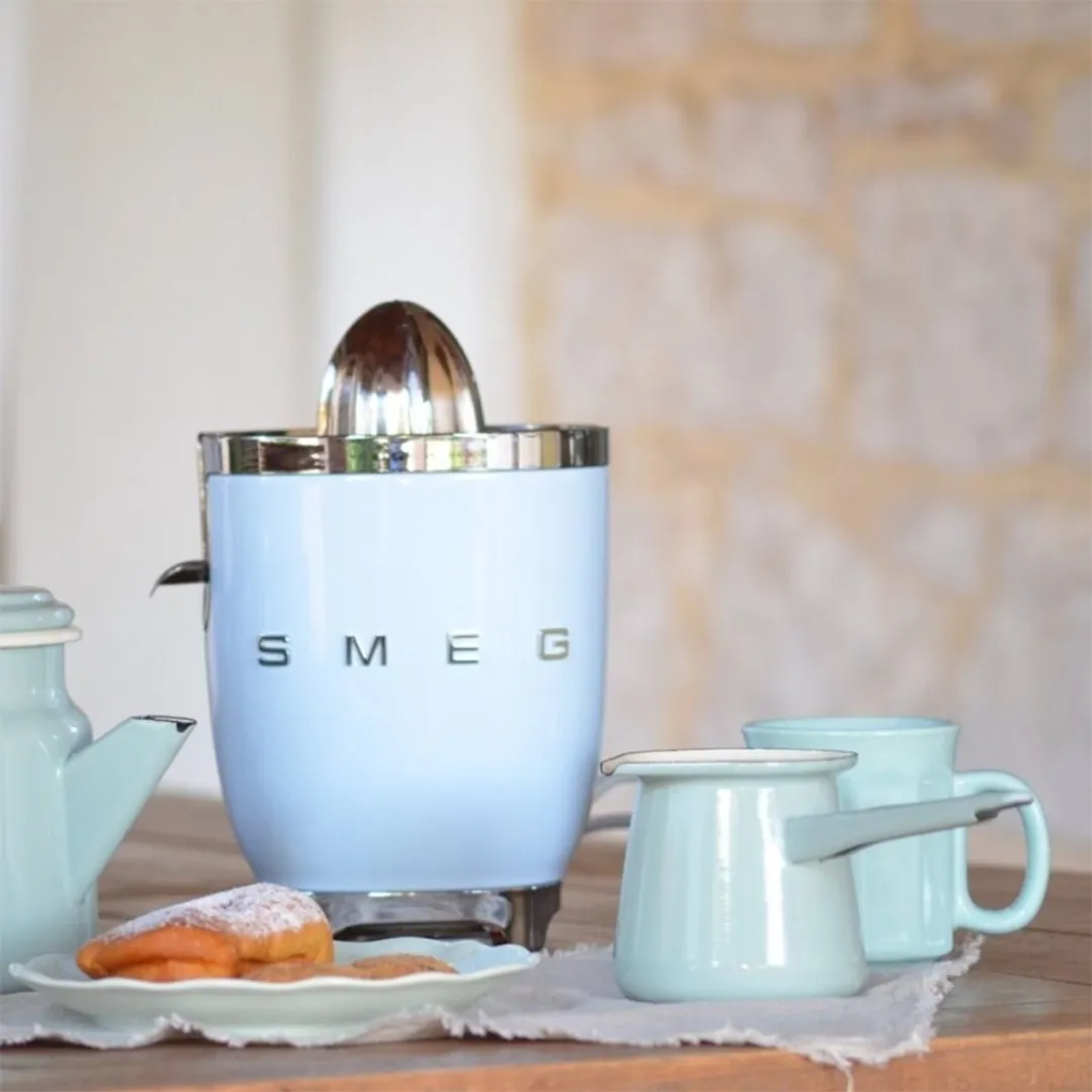 SMEG CJF11PBUK (Pastel Blue) 70W 50’s Retro Style Citrus Juicer