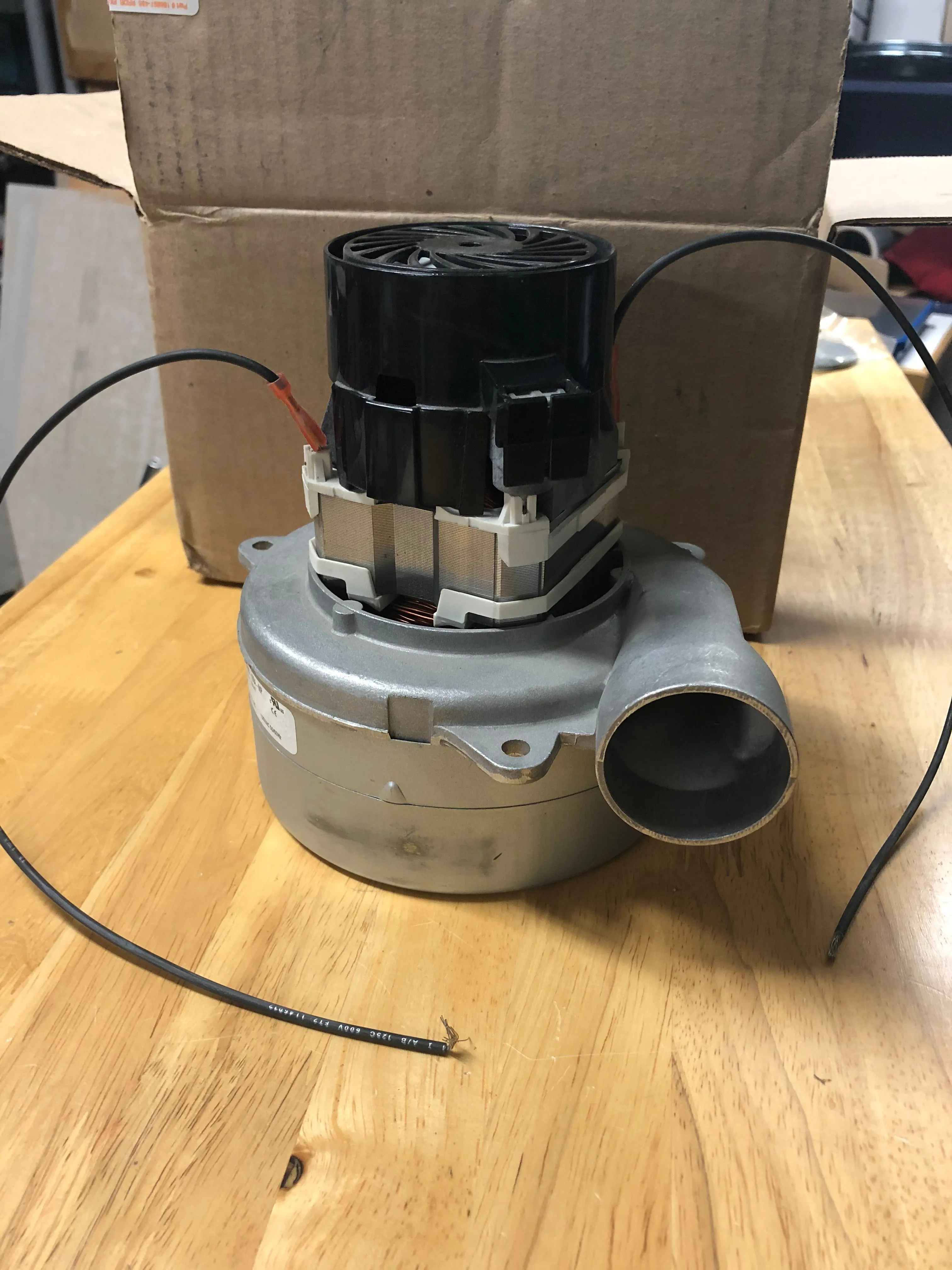 Vacuum motor 120V 60 Hz